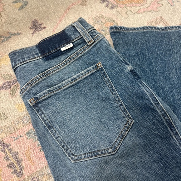 Daze Jeans - Picture 2 of 6